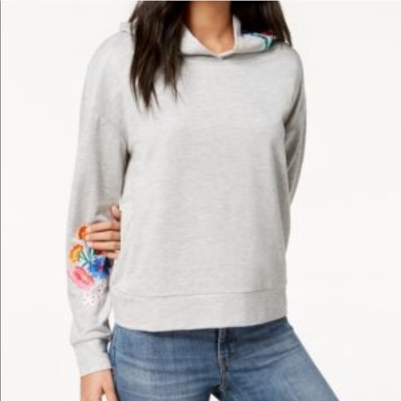 Almost Famous Sweaters - NWT Almost Famous hoodie sweater pull over top